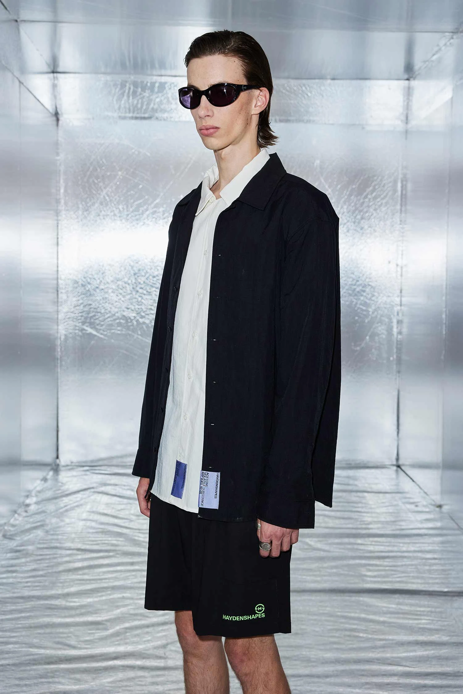 Handshape Everyday Short - Black 11 Handshape Everyday Short - Black - Image 9