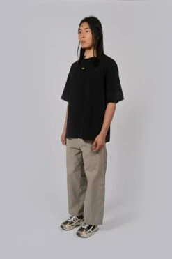 SS Factory Tee -FCS Sales Store M HS SS24 1002 Angle 6b070d6b acf9 4769 98d2 8628401774b6